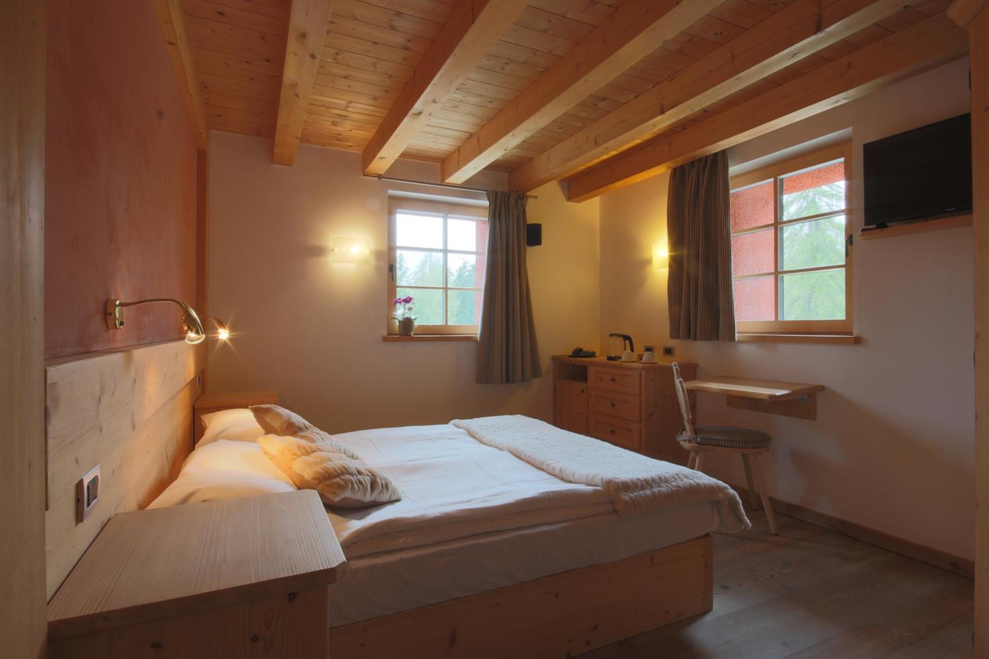 Ciasa Vervei Cortina dʼAmpezzo Exteriör bild