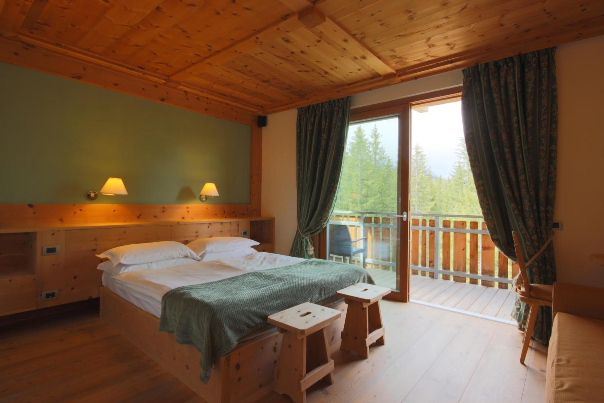 Ciasa Vervei Cortina dʼAmpezzo Exteriör bild