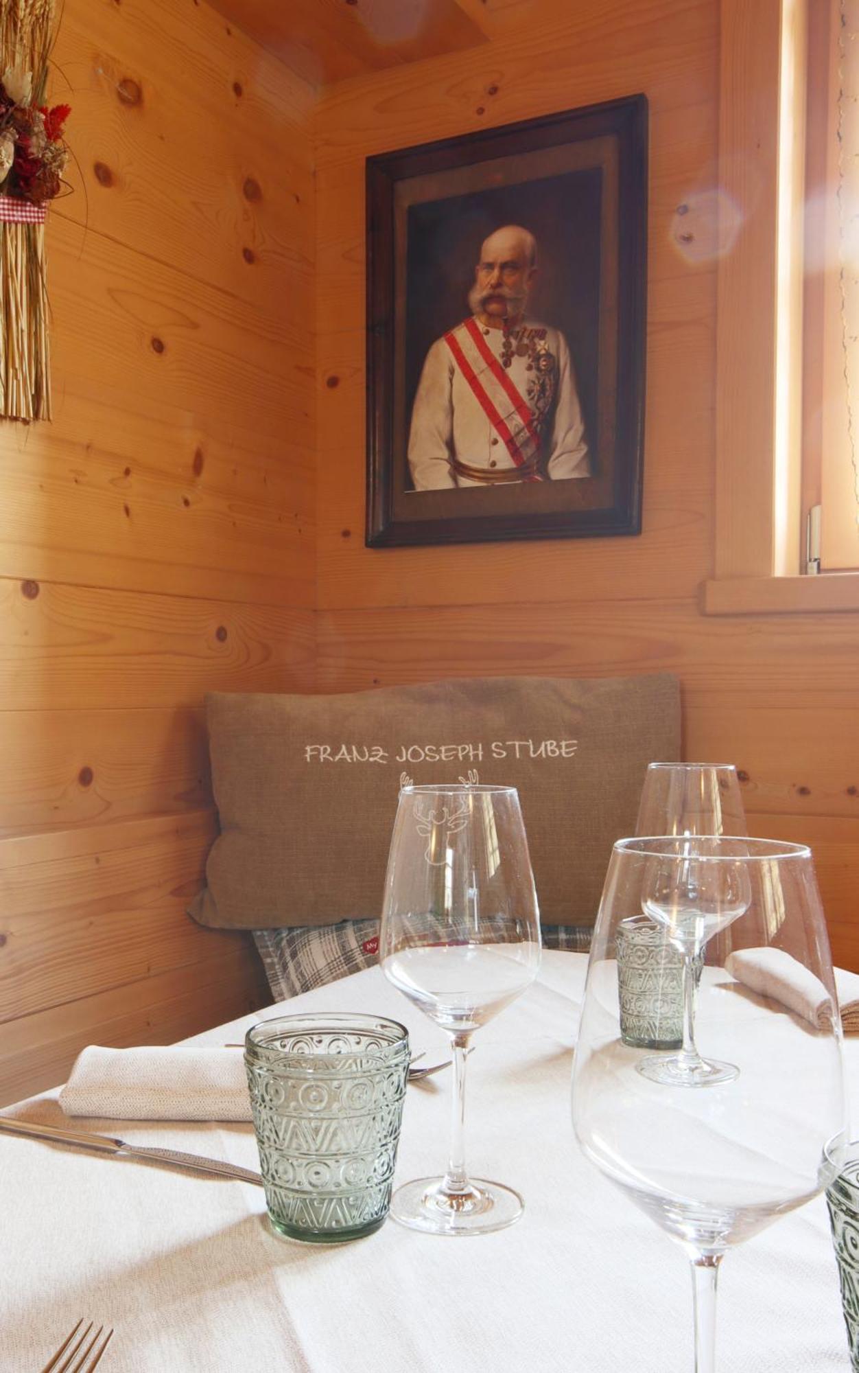 Ciasa Vervei Cortina dʼAmpezzo Exteriör bild