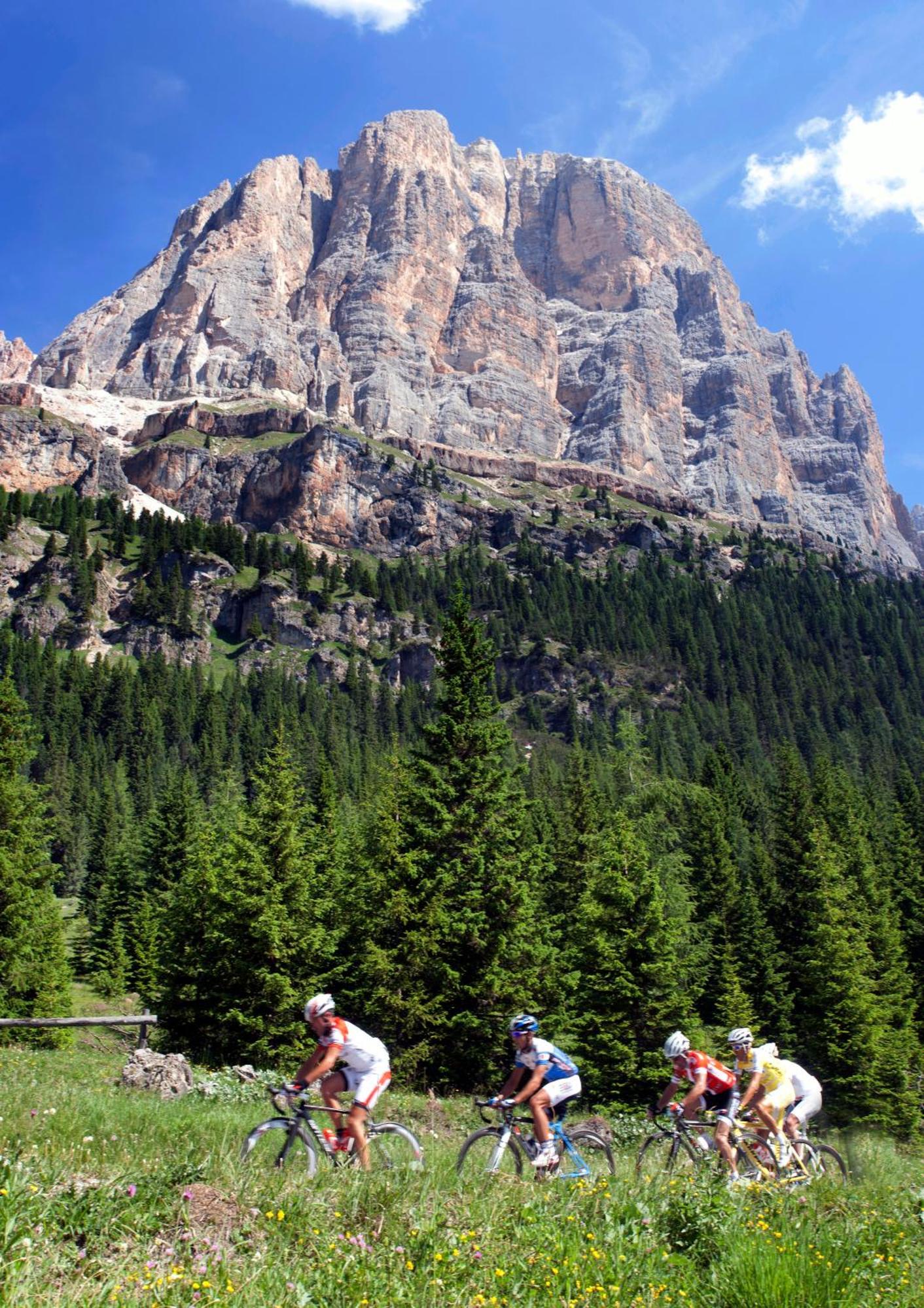 Ciasa Vervei Cortina dʼAmpezzo Exteriör bild